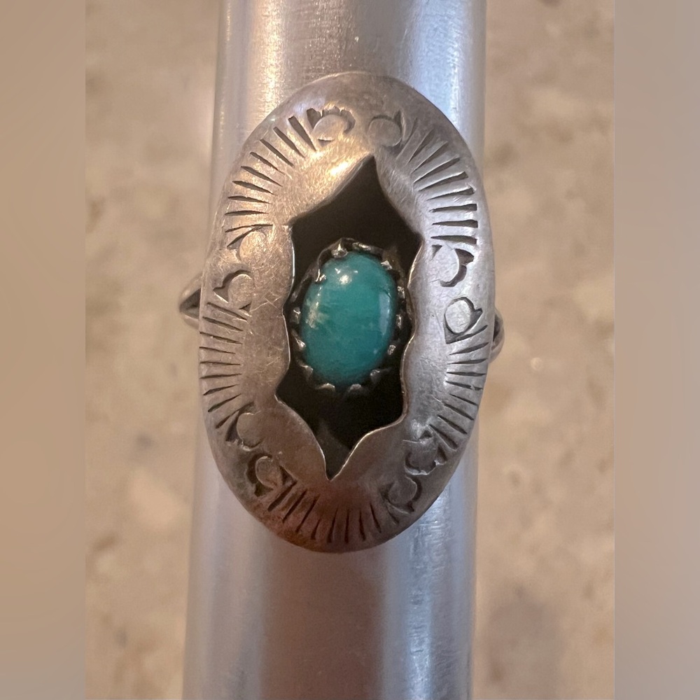 Vintage Native American Shadowbox Ring